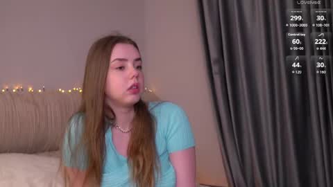 Mia  Lovense is active Private is Open online show from July 23, 5:33 pm