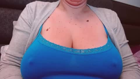 Katy online show from December 6, 7:21 am