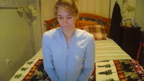 Snapshot of katynowhere chatting on January 12, 5:24 am Katy online show from January 12, 5:24 am