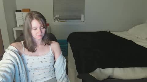 Katy online show from April 3, 3:15 am