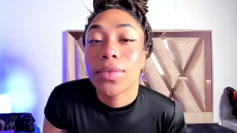 katyortiz online show from October 25, 11:40 am