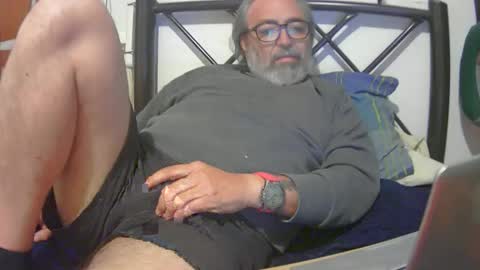 Snapshot of kausername chatting on December 28, 3:04 pm Marko online show from December 28, 3:04 pm