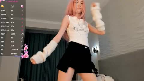 mai online show from November 17, 4:13 pm