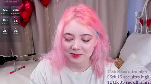 Snapshot of kawaii_yuki chatting on February 13, 8:38 am Yuki  online show from February 13, 8:38 am