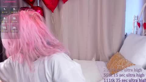 Snapshot of kawaii_yuki chatting on February 14, 8:42 am Yuki  online show from February 14, 8:42 am