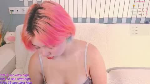 Snapshot of kawaii_yuki chatting on October 12, 3:38 am Yuki  online show from October 12, 3:38 am