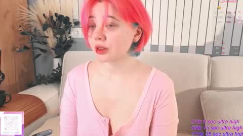 Yuki  online show from November 21, 6:45 am