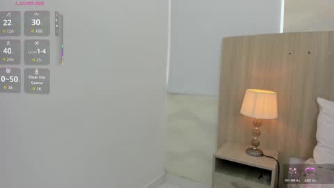   online show from November 12, 11:21 am