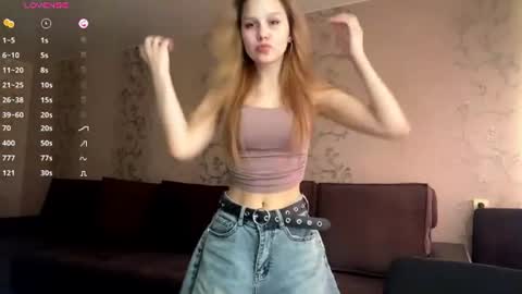 Snapshot of kayceefroehner chatting on July 12, 10:50 am Amia online show from July 12, 10:50 am