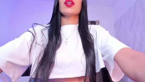 Snapshot of kayla_adams chatting on November 11, 10:15 am Kayla online show from November 11, 10:15 am