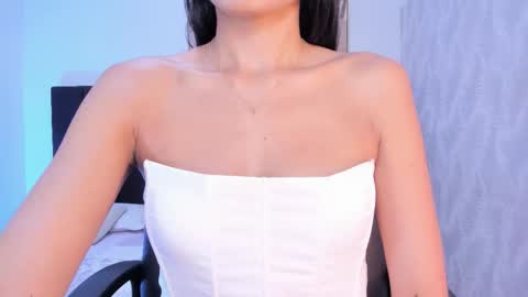 Snapshot of kayla_adams chatting on December 17, 11:38 am Kayla online show from December 17, 11:38 am