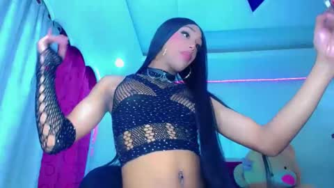 Snapshot of kayla_sexx chatting on April 23, 11:07 pm kayla_sexx online show from April 23, 11:07 pm