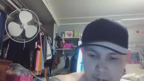 Snapshot of kaylaandmike23 chatting on April 8, 4:12 am M and K online show from April 8, 4:12 am