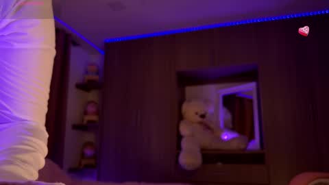 Snapshot of kaylacollins1 chatting on March 8, 12:44 am Kayla online show from March 8, 12:44 am