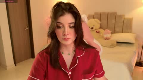 Snapshot of kaylacollins1 chatting on September 14, 2:11 am Kayla online show from September 14, 2:11 am