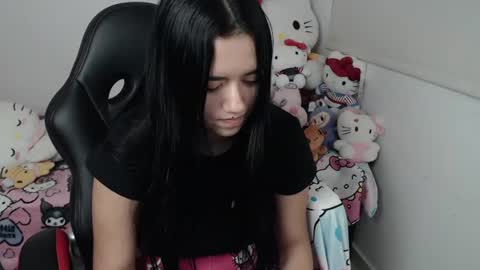 Kayla online show from June 22, 3:25 am