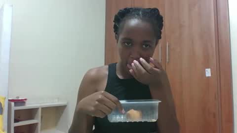 kaylar online show from March 26, 5:13 am