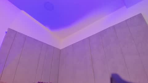 Snapshot of kaylarossi chatting on December 1, 7:08 pm Kayla online show from December 1, 7:08 pm