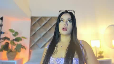 Kayla online show from January 6, 7:28 pm