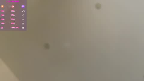 kaylee_ee online show from July 20, 10:39 am