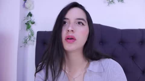 kaylee_lee online show from March 19, 3:54 am