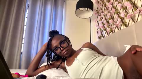 Kaylee online show from January 14, 8:20 am