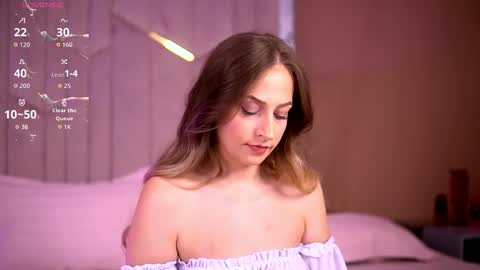 Kayleeflynn online show from December 16, 8:36 pm