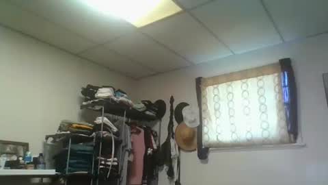 kaylee kakes online show from October 20, 4:51 pm