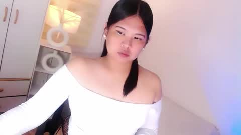 Snapshot of kayleepinay chatting on April 10, 3:28 pm Y O U R F U T U R E K A Y L E E online show from April 10, 3:28 pm