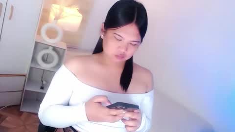 Snapshot of kayleepinay chatting on April 15, 5:20 pm Y O U R F U T U R E K A Y L E E online show from April 15, 5:20 pm