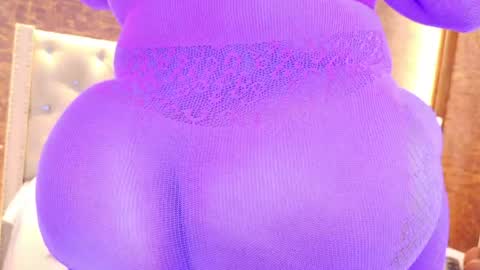  KAYLIE  online show from May 22, 11:10 pm