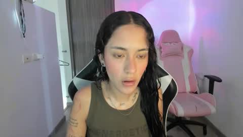 kaylie online show from November 26, 8:21 pm