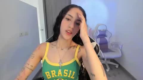 kaylie online show from January 8, 6:32 pm