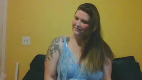 Snapshot of kaytiebird96 chatting on September 24, 6:33 pm Katie Bird online show from September 24, 6:33 pm