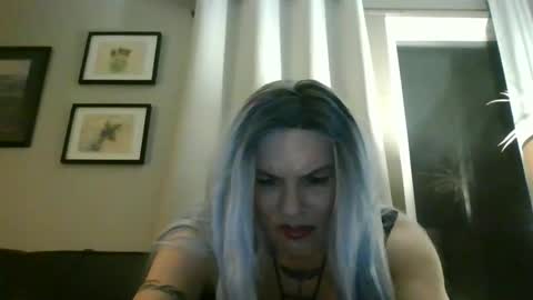 Snapshot of kaytlyn123 chatting on March 4, 1:11 am kaytlyn123 online show from March 4, 1:11 am