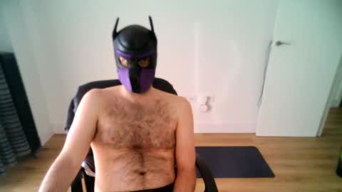 Snapshot of kaywolf89 chatting on February 26, 4:56 pm Neon online show from February 26, 4:56 pm