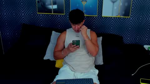 kazuya online show from April 2, 8:28 pm