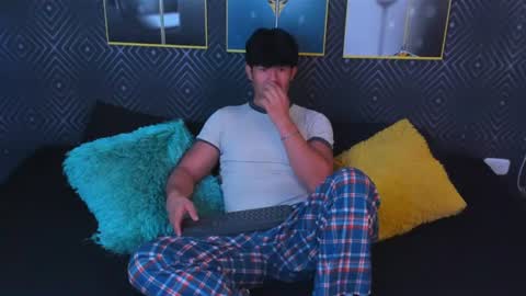 Snapshot of kazuya_nakamura chatting on July 27, 2:07 am kazuya online show from July 27, 2:07 am