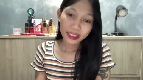 Snapshot of kc_slutmoree chatting on October 14, 4:57 am Its me Cora online show from October 14, 4:57 am