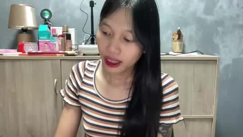 Its me Cora online show from November 11, 4:45 am