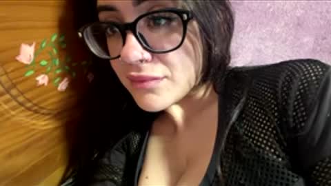 kcollins635 online show from April 17, 11:19 pm