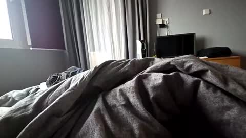 KDoms online show from February 15, 7:38 am