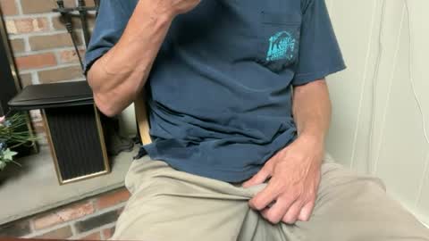 keahi420 online show from June 14, 8:44 pm