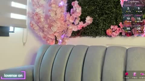 Snapshot of keila_loll chatting on November 10, 2:05 pm naty online show from November 10, 2:05 pm