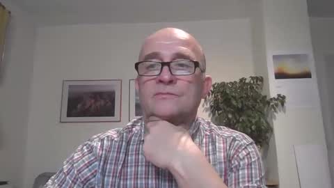 keilie1 online show from December 25, 7:56 pm