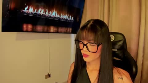 Snapshot of keily_brox chatting on June 20, 8:11 pm Keily brox online show from June 20, 8:11 pm