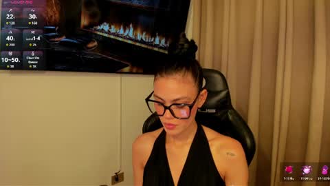 Snapshot of keily_brox chatting on July 14, 6:29 am Keily brox online show from July 14, 6:29 am