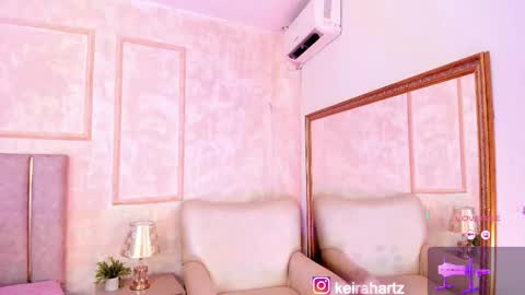 keirahartz online show from February 6, 4:06 am