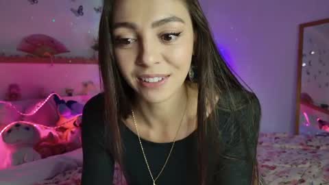 Snapshot of keirasworld chatting on June 26, 12:26 am keira online show from June 26, 12:26 am
