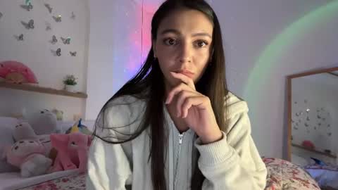Snapshot of keirasworld chatting on July 13, 12:24 am keira online show from July 13, 12:24 am